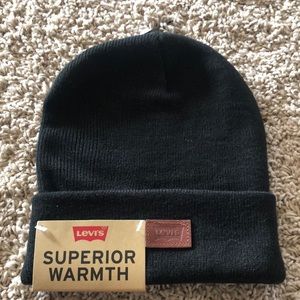 Levi’s superior warmth unisex beanie. Black New. One size